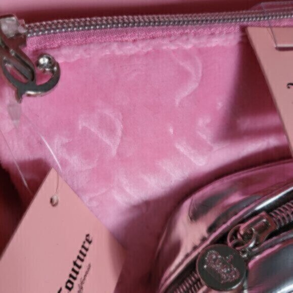 Juicy Couture Velvet Cosmetic Bag Set NWT - Picture 4 of 10